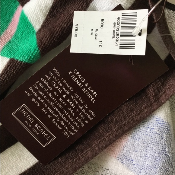 🌴🥥Henri Bendel Exclusive Beach Towel🥥🌴 - Picture 7 of 8
